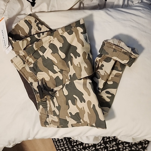 Old navy built-in flex pants - Picture 3 of 3